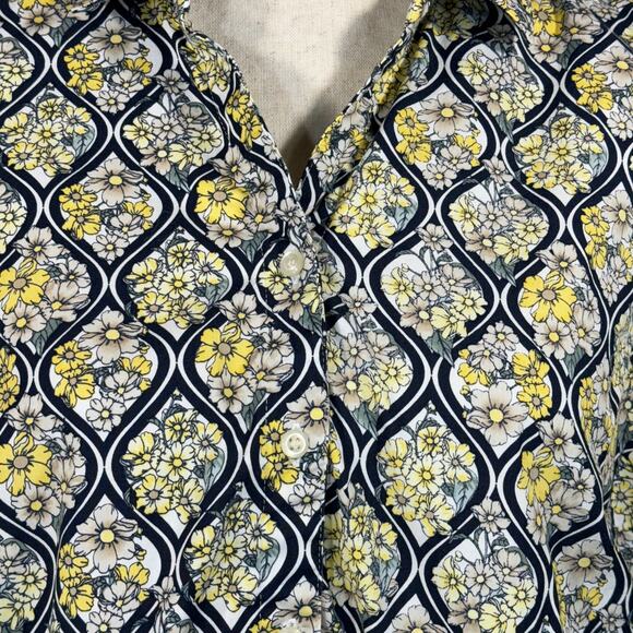 Charter Club Petite SZ 12P Top Floral Button-Up Sleeveless Stretch Collar V-Neck - Picture 2 of 8